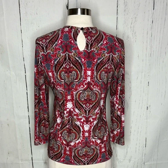 Paisley Keyhole Women's Top - Red and Black - Picture 5 of 9